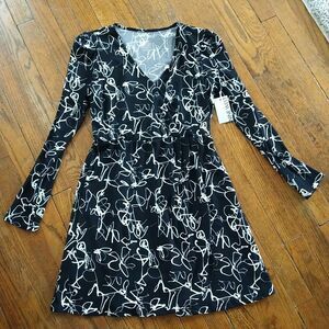 New Nine West Faux Wrap Mini Dress Women's Medium Long Sleeve Black Scribble